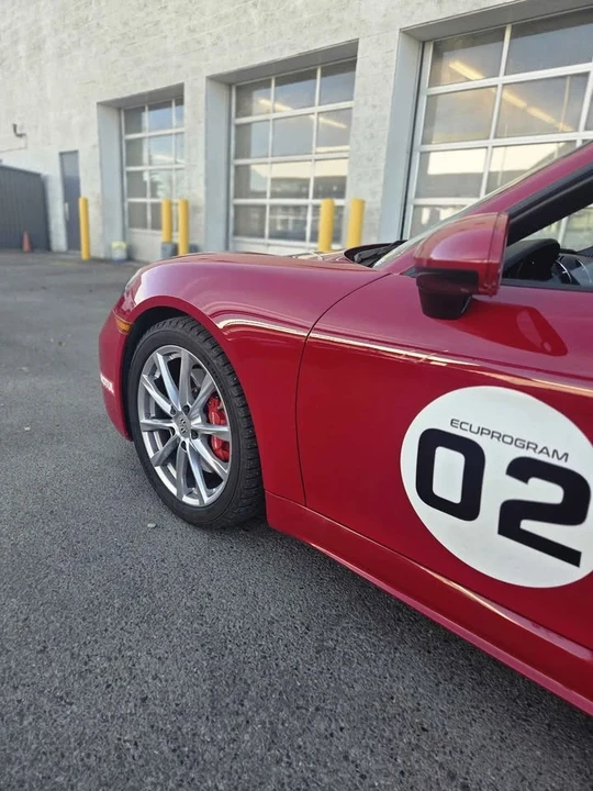 2022 Porsche 718 Boxster - Image 9 of 19