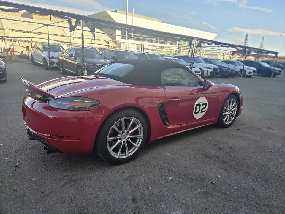 2022 Porsche 718 Boxster - Image 18 of 19