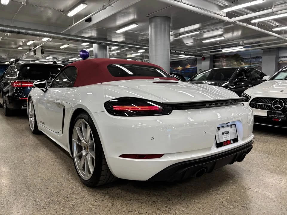 2022 Porsche 718 Boxster - Image 7 of 13