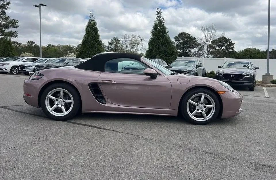 2022 Porsche 718 Boxster T - Image 4 of 13