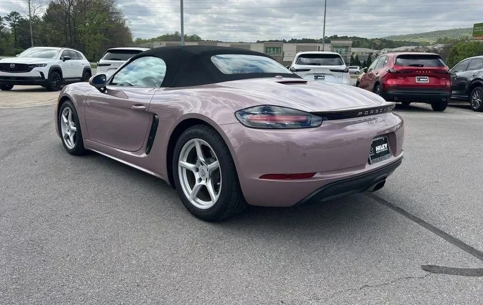 2022 Porsche 718 Boxster T - Image 6 of 13