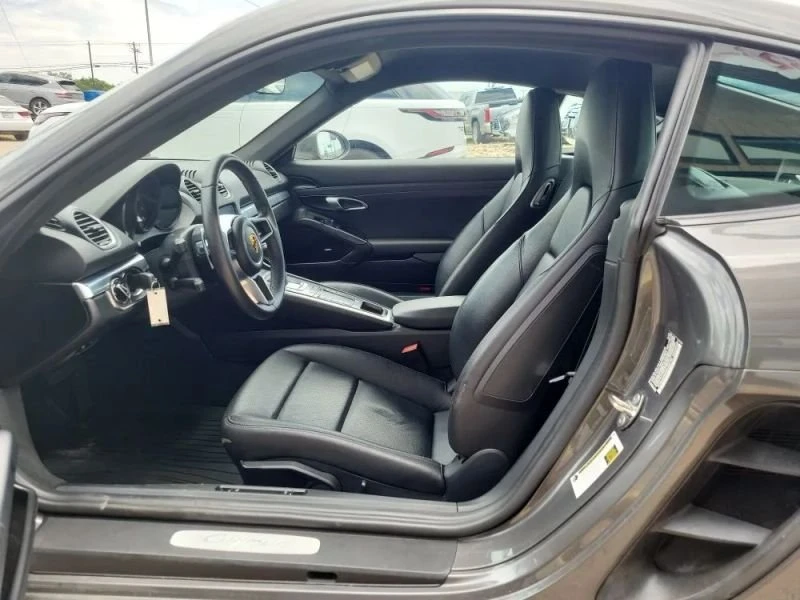 2022 Porsche 718 Cayman - Image 15 of 17