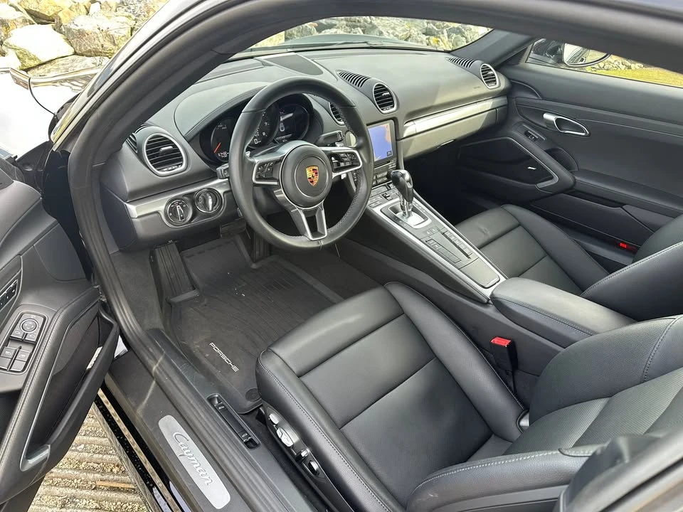 2022 Porsche 718 Cayman - Image 11 of 18