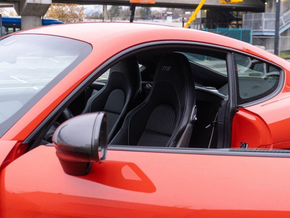 2022 Porsche 718 Cayman T - Image 4 of 20