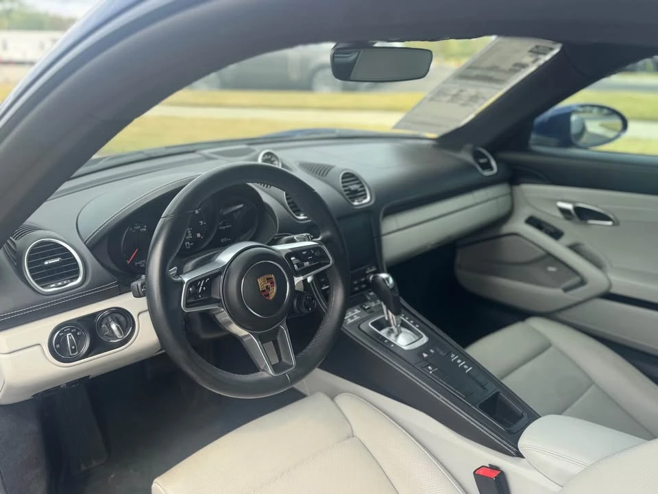 2022 Porsche 718 Cayman - Image 12 of 14