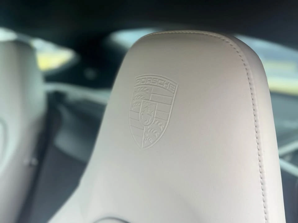 2022 Porsche 718 Cayman - Image 11 of 14