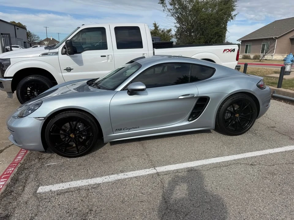 2022 Porsche 718 Cayman - Image 4 of 10