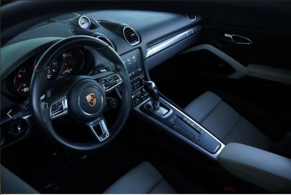 2022 Porsche 718 Cayman - Image 8 of 8