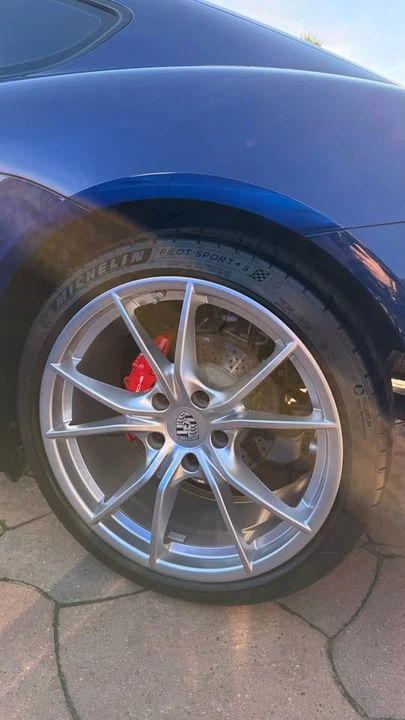 2022 Porsche 718 Cayman S - Image 3 of 8