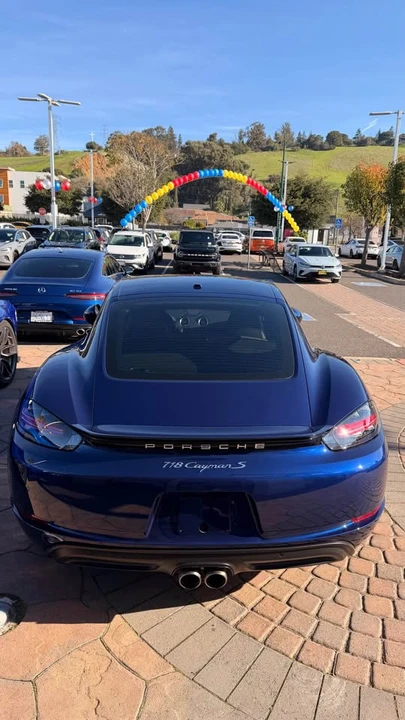2022 Porsche 718 Cayman S - Image 2 of 8
