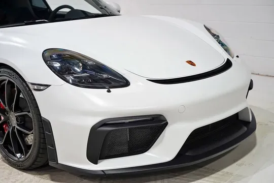 2022 Porsche 718 GT4
