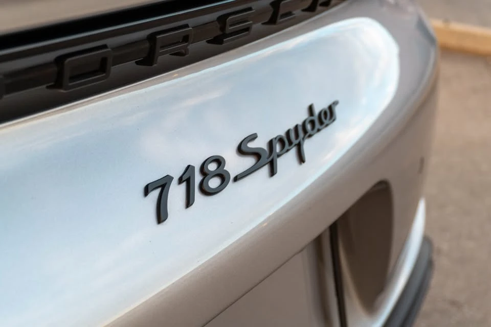 2022 Porsche 718 Boxster Spyder - Image 4 of 17
