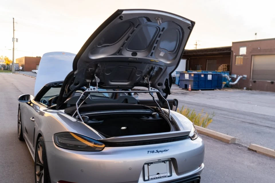 2022 Porsche 718 Boxster Spyder - Image 9 of 17