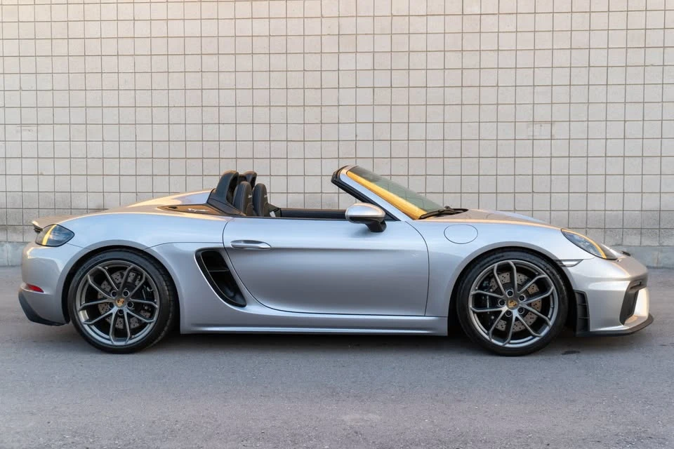 2022 Porsche 718 Boxster Spyder - Image 3 of 17