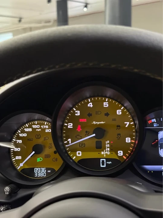 2022 Porsche 718 Boxster Spyder - Image 10 of 12