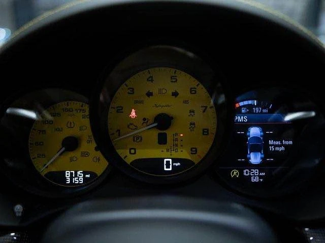2022 Porsche 718 Boxster Spyder - Image 17 of 19