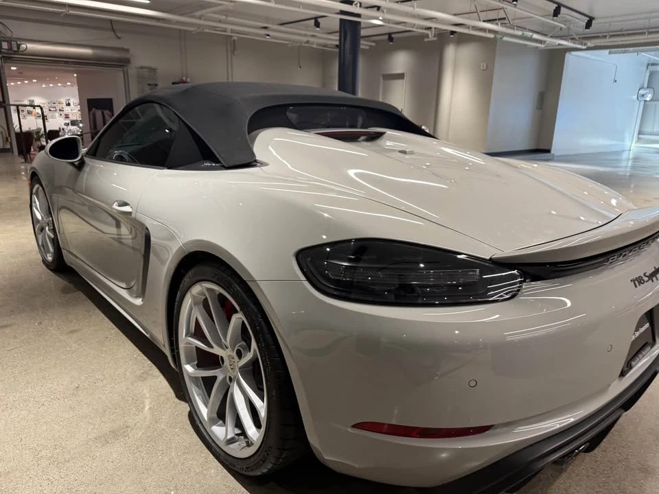 2022 Porsche 718 Boxster Spyder - Image 5 of 19
