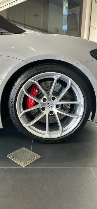 2022 Porsche 718 Boxster Spyder - Image 5 of 18