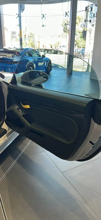 2022 Porsche 718 Boxster Spyder - Image 17 of 18