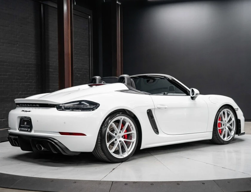 2022 Porsche 718 Boxster Spyder - Image 4 of 8