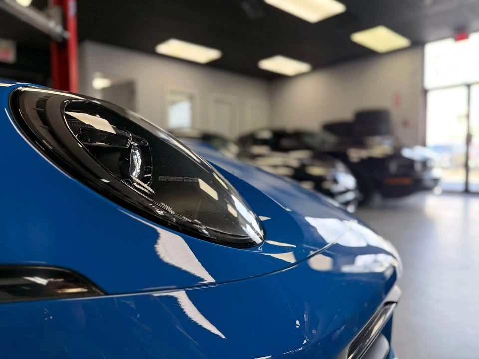2022 Porsche 992 Carrera - Image 10 of 12
