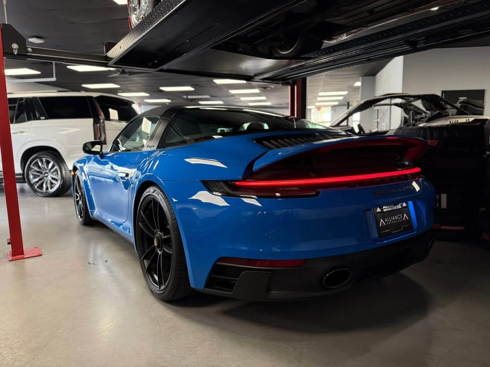 2022 Porsche 992 Carrera - Image 7 of 12