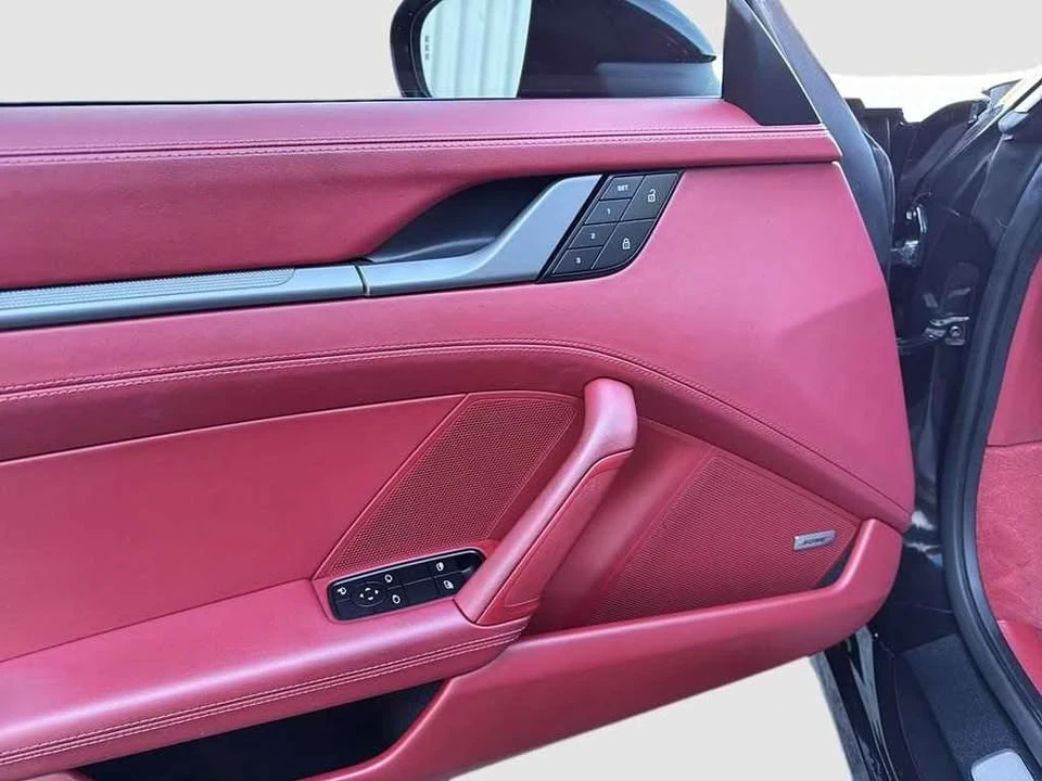 2022 Porsche 992 Carrera 4S - Image 11 of 18