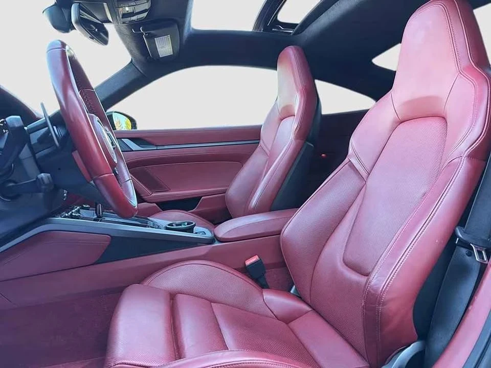 2022 Porsche 992 Carrera 4S - Image 9 of 18