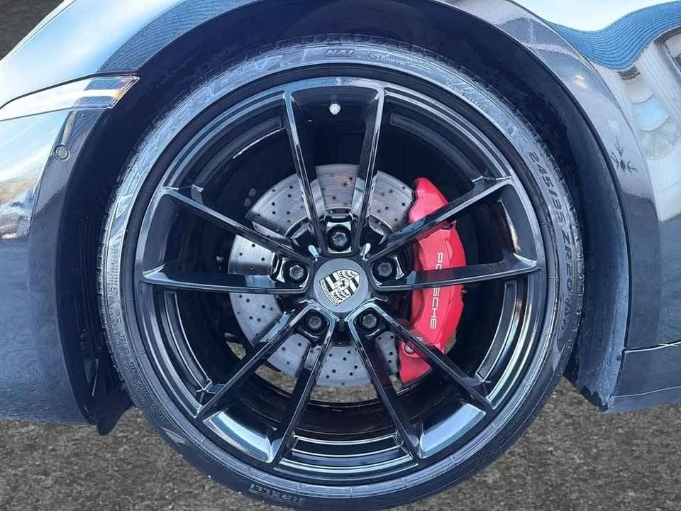 2022 Porsche 992 Carrera 4S - Image 7 of 18