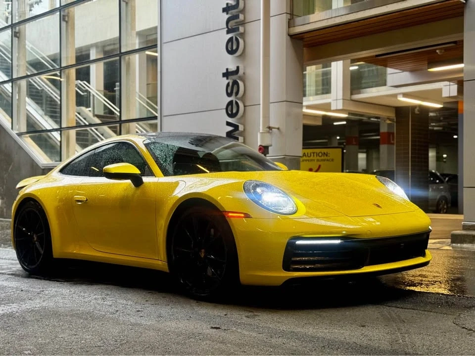 2022 Porsche 992 Carrera - Image 11 of 17