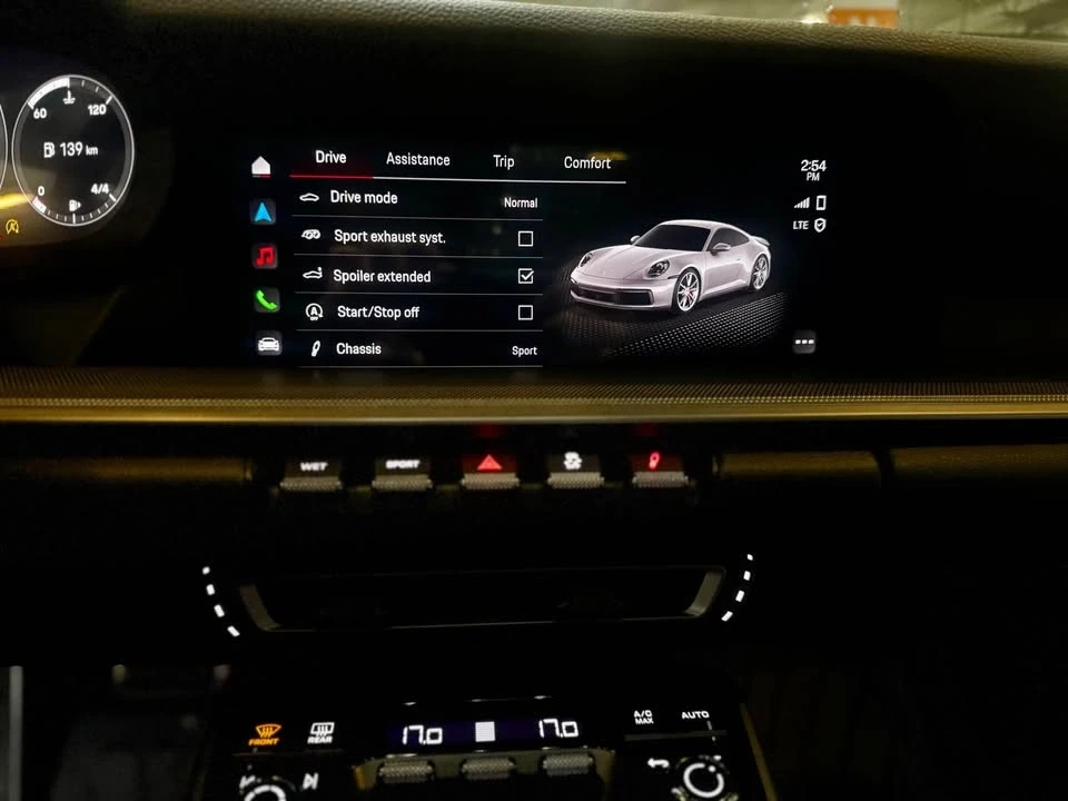 2022 Porsche 992 Carrera - Image 13 of 17