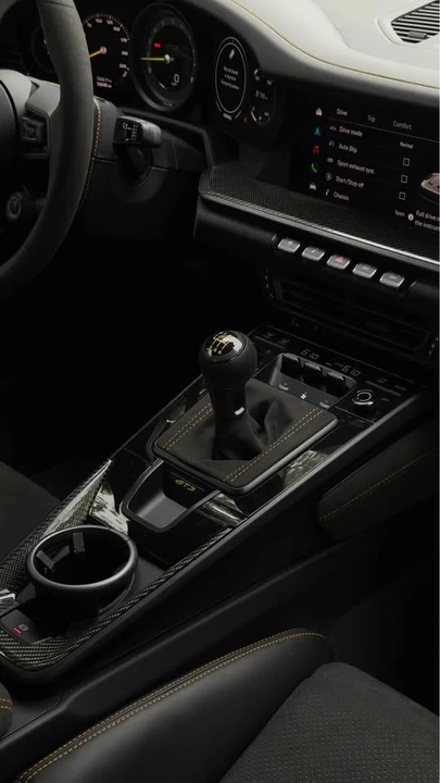 2022 Porsche 911 - Image 8 of 11