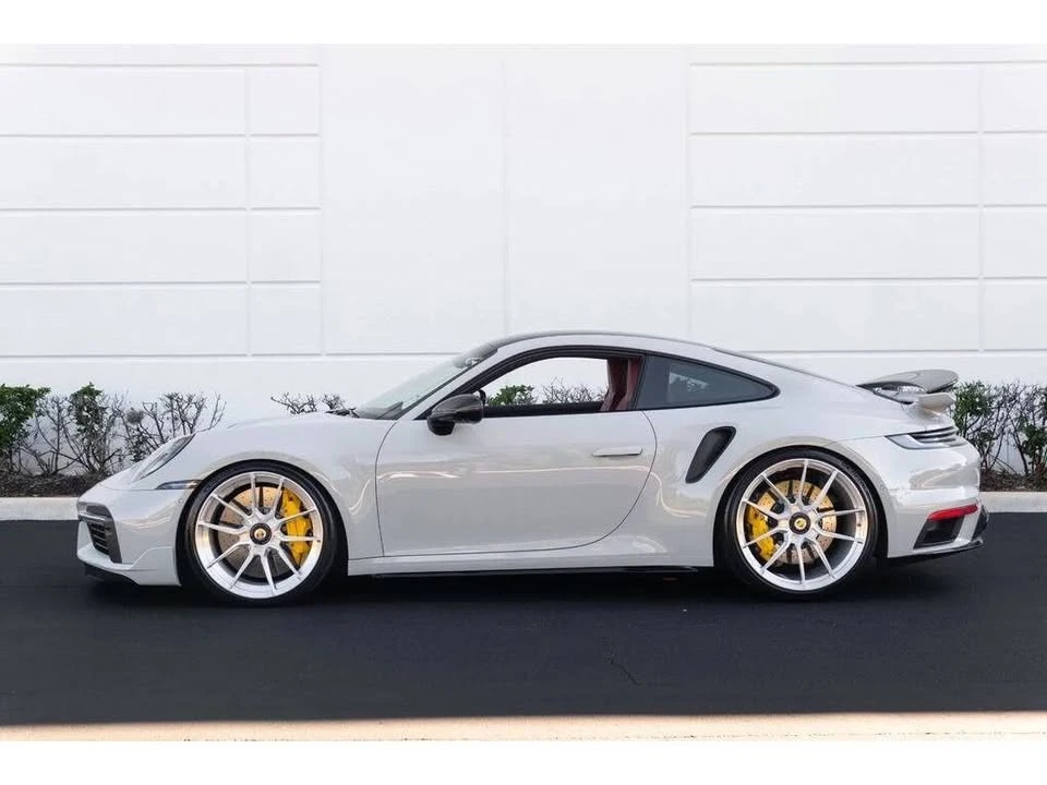 2022 Porsche 911 - Image 19 of 20