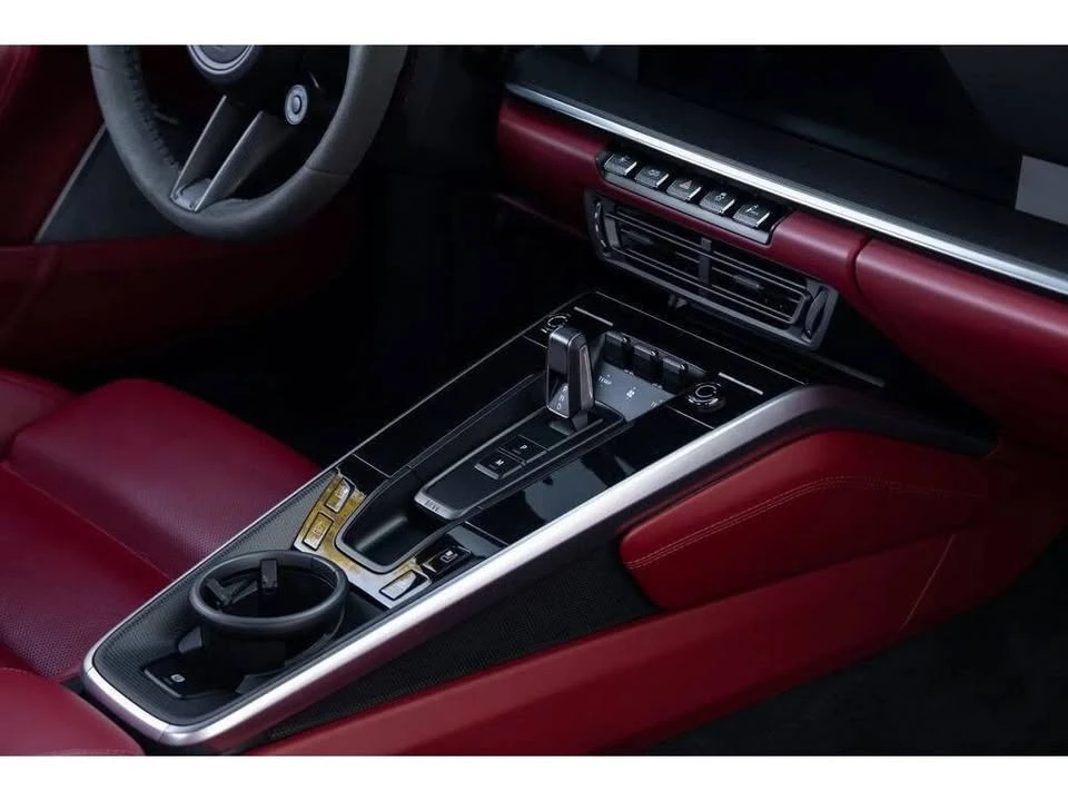 2022 Porsche 911 - Image 16 of 20