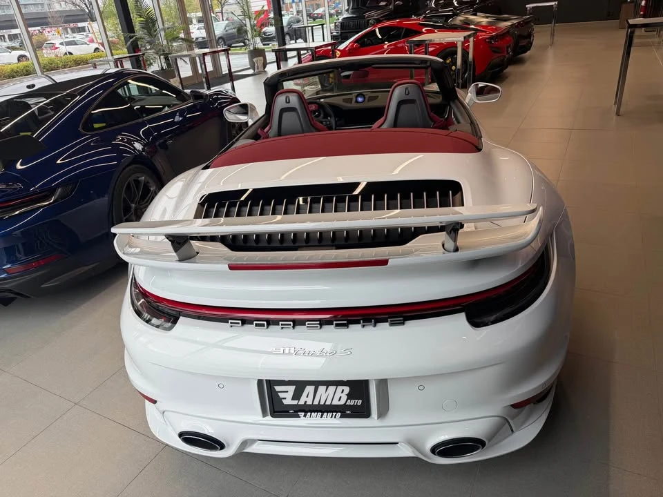 2022 Porsche 992 Carrera - Image 6 of 9