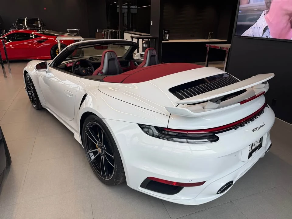 2022 Porsche 992 Carrera - Image 4 of 9