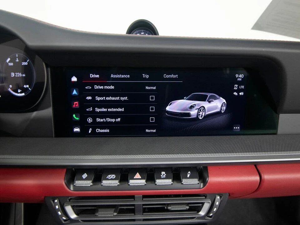 2022 Porsche 992 Carrera 4S - Image 29 of 31