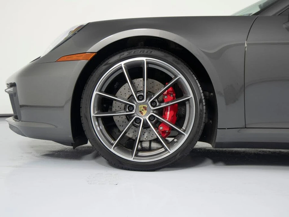 2022 Porsche 992 Carrera 4S - Image 15 of 31