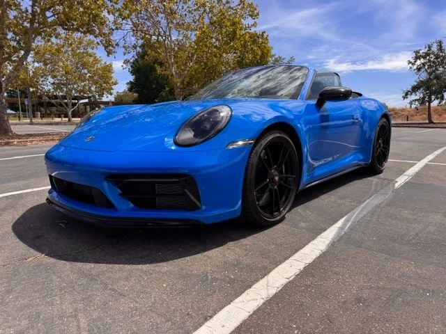 2022 Porsche 992 Carrera GTS - Image 29 of 31
