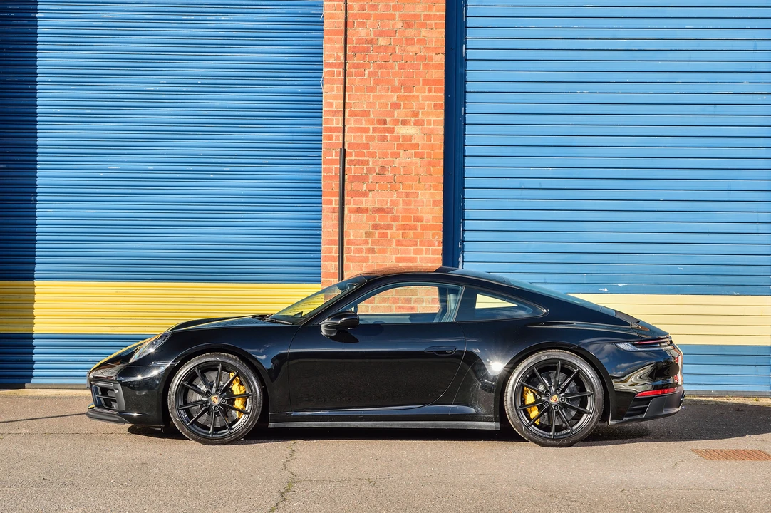 2022 Porsche 992 Carrera - Image 14 of 31
