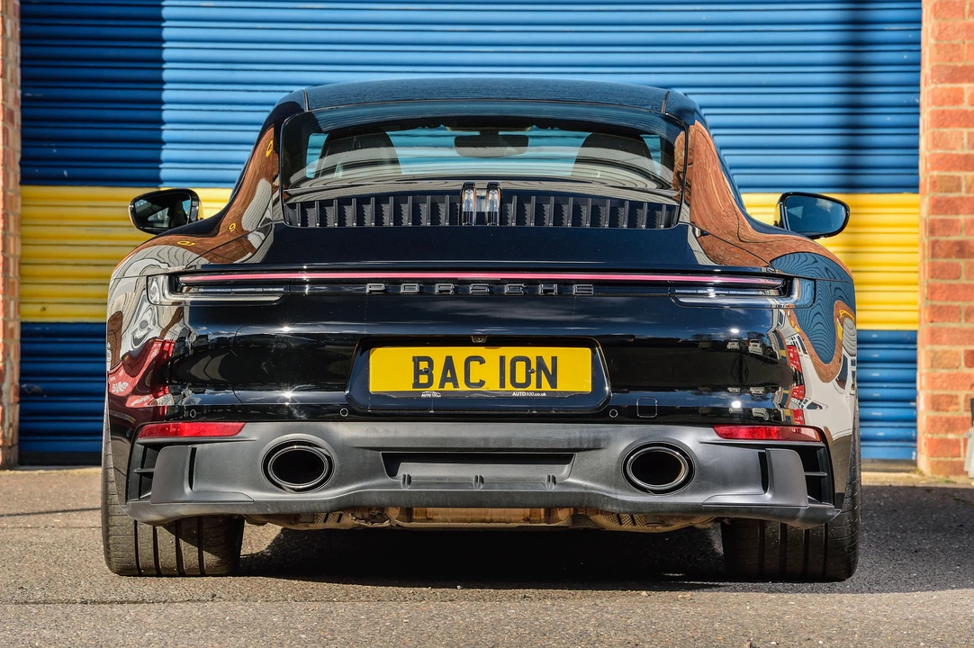 2022 Porsche 992 Carrera - Image 21 of 31