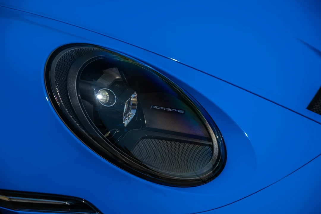 2022 Porsche 992 GT3 - Image 12 of 31