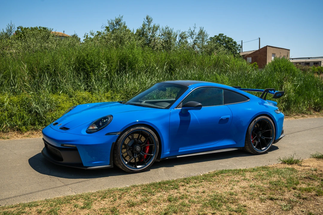 2022 Porsche 992 GT3 - Image 9 of 31