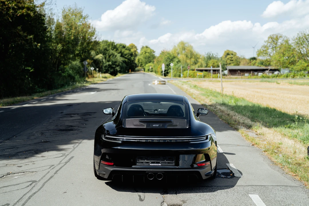 2022 Porsche 992 GT3 Touring - Image 15 of 31