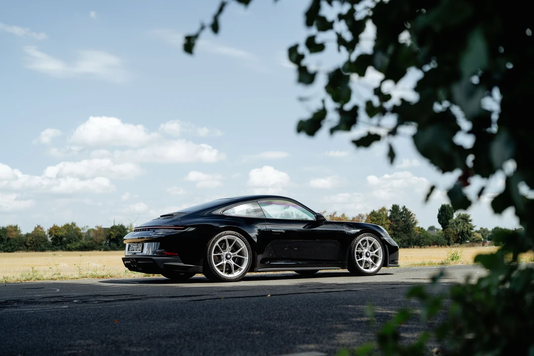 2022 Porsche 992 GT3 Touring - Image 18 of 31