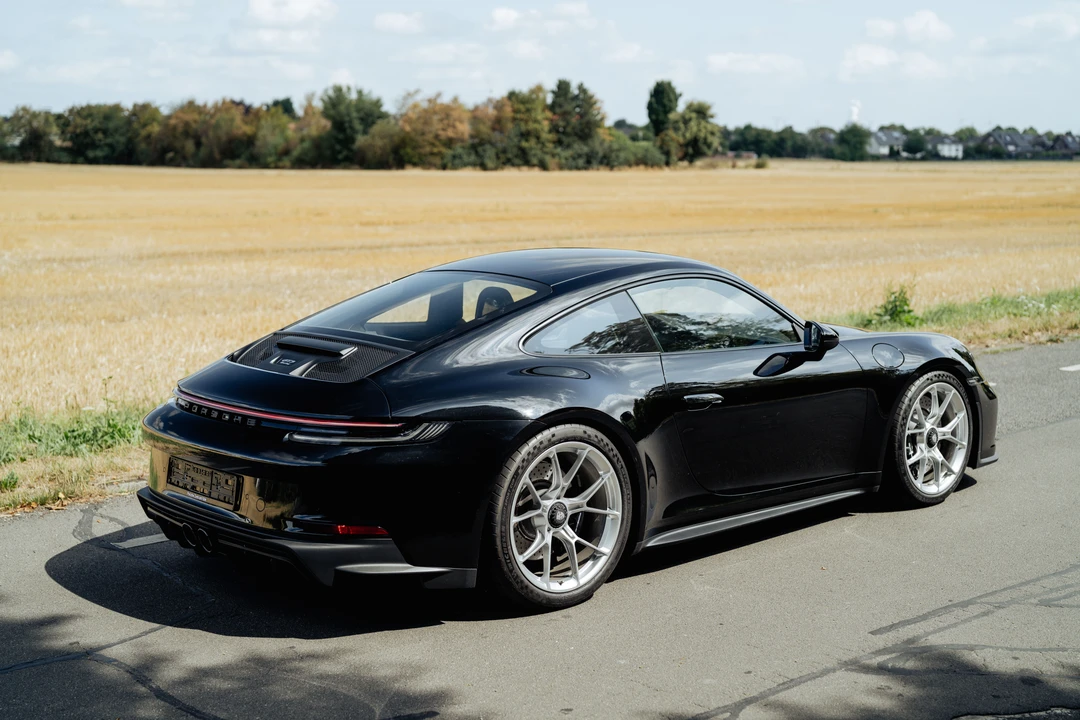 2022 Porsche 992 GT3 Touring - Image 20 of 31