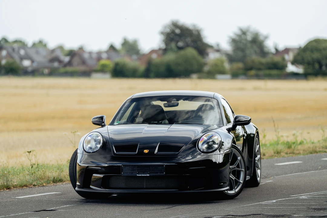 2022 Porsche 992 GT3 Touring - Image 24 of 31