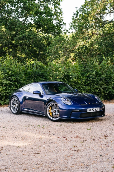 2022 Porsche 992 GT3 Touring - Image 27 of 31