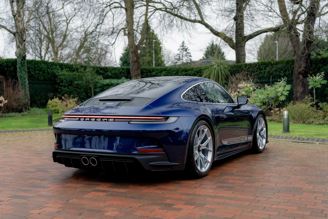 2022 Porsche 992 GT3 - Image 8 of 31