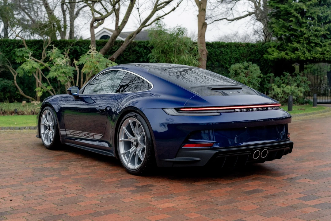 2022 Porsche 992 GT3 - Image 6 of 31